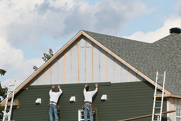 Professional Siding Contractor technician working in Canton, TX